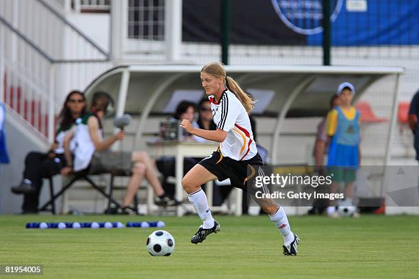 Marie Pollmann of Germany runs with the ball during the Women's U19 European Championship match between Germany and Norway at Valle du Cher stadium...