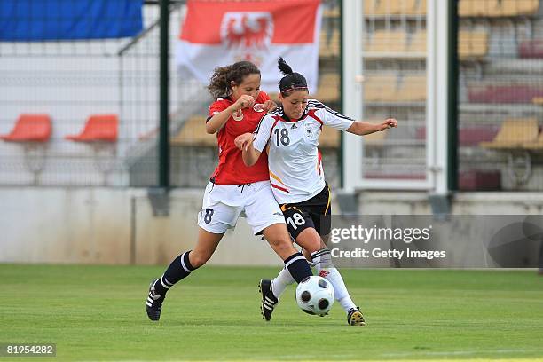 Ingrid Moe Wold of Norway and Selina Wagner of Germany during the Women's U19 European Championship match between Germany and Norway at Valle du Cher...