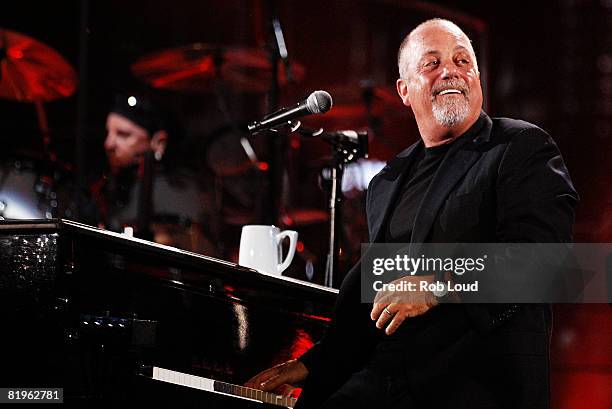 Billy Joel performs a concert at Shea Stadium on July 16, 2008 in New York City.