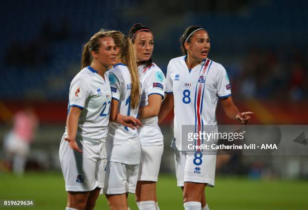Fanndis Fridriksdottir, Hallbera Gisladottir and Sigridur Gardarsdottir of Iceland Women during the UEFA Women's Euro 2017 match between France and...
