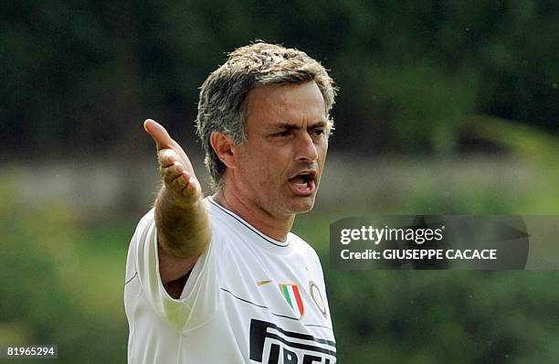 Inter's new coach Jose Mourinho of Portugal gives instructions to his players during a training session at "La Pinetina", the club's Training Camp at...