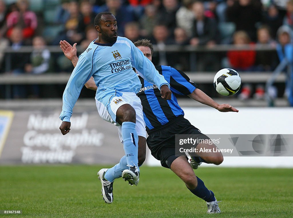 EB/Streymur v Manchester City - UEFA Cup