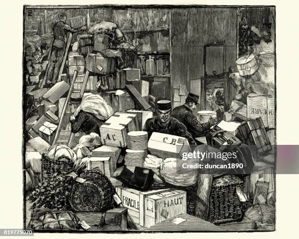 illustrations, cliparts, dessins animés et icônes de retard de bagages st enoch gare, glasgow, ecosse, 1891 - objets perdus