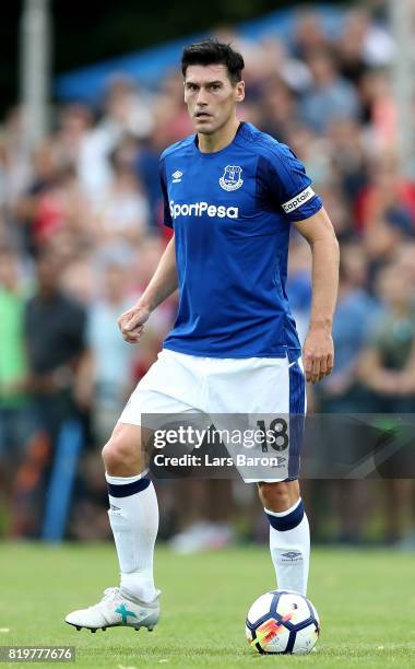 Gareth Barry of Everton runs with the ball during a preseason friendly match between FC Twente and Everton FC at Sportpark de Stockakker on July 19,...