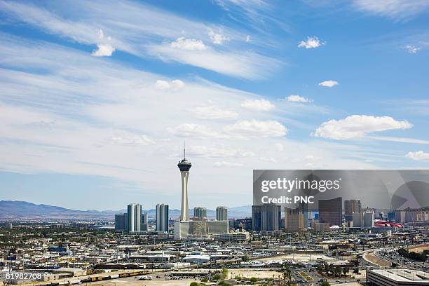 las vegas skyline - las_vegas fotografías e imágenes de stock