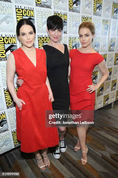 Emily Hampshire, Alisen Down and Amada Schull attends the "12 Monkeys" press line at Comic-Con International 2017 on July 20, 2017 in San Diego,...