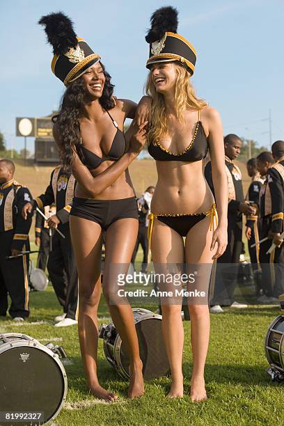 Swimsuit Issue 2007: Models Julie Henderson and Jessica White pose for the 2007 Sports Illustrated swimsuit issue on January 1, 2007 in Los Angeles,...