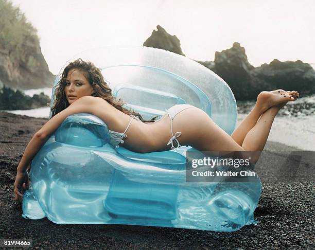 Swimsuit Issue 2000: Model Josie Maran poses for the 2000 Sports Illustrated swimsuit issue on October 31, 1999 on Maui, Hawaii. CREDIT MUST READ:...