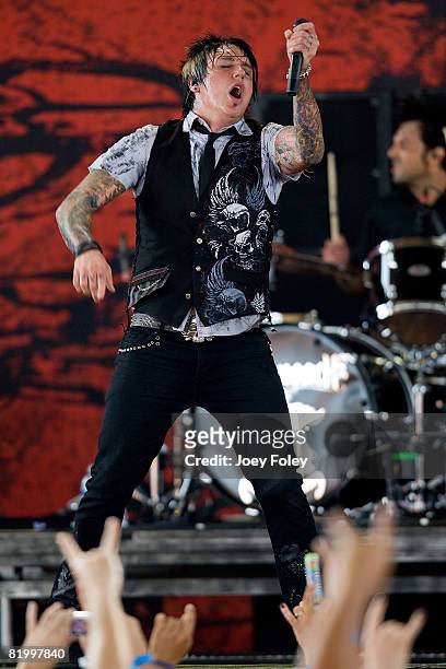 Lead singer Jacoby Shaddix of the rock band Papa Roach performs live during Crue Fest 2008 at the Verizon Wireless Music Center on July 18, 2008 in...