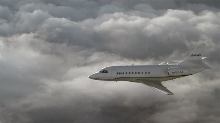 Jet Real Image 1,150 Commercial Jet Side View Stock Videos, Footage, & 4K Video Clips ...