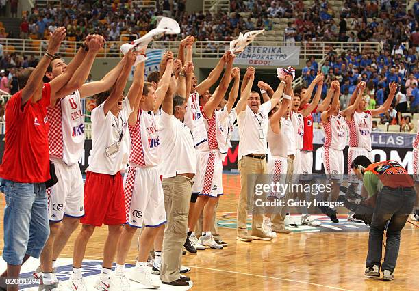 Team of Croacia celebrates victory after the Fiba Olympic Qualifier match between Germany and Croacia at the Oaka stadium on July 19, 2008 in Athens,...