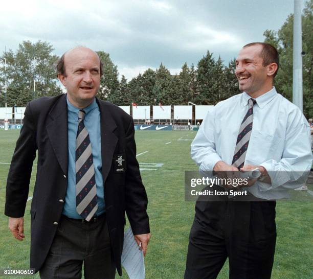 Commentateur Rugby Pierre Salviac Photos and Premium High Res Pictures - Getty Images