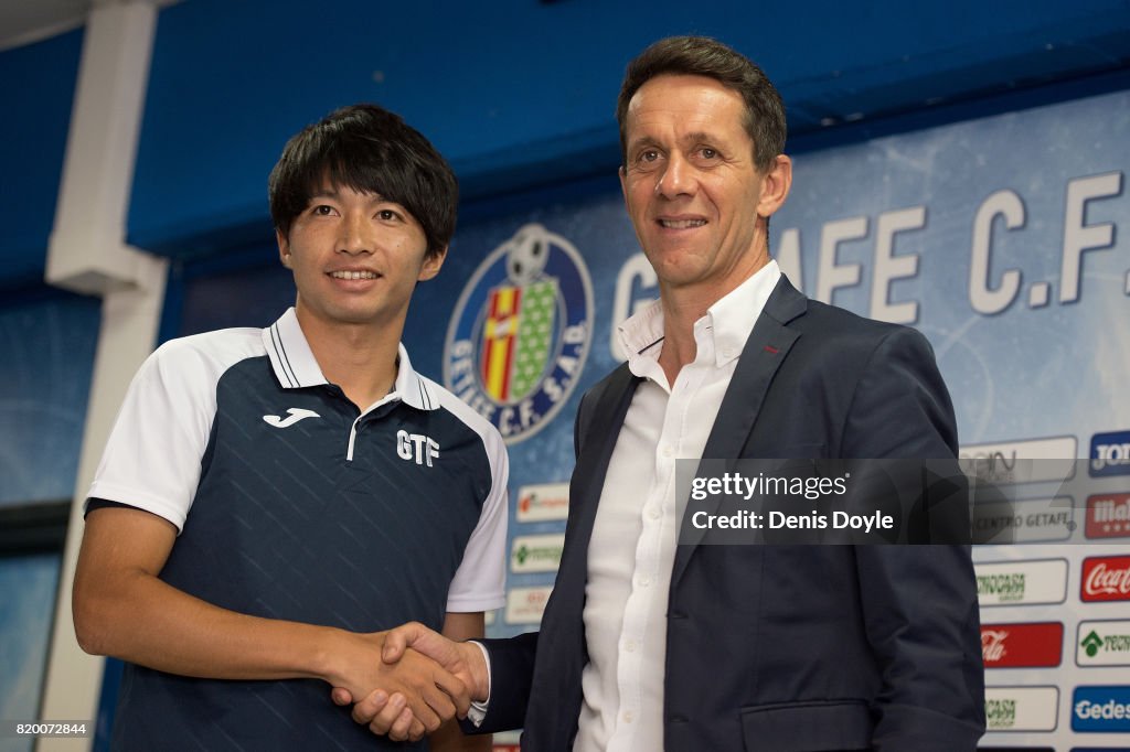 Getafe Unveil New Signing Gaku Shibasaki