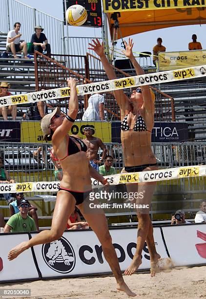 Jennifer Boss blocks a shot against Elaine Youngs during the women's quarter-finals of the AVP Brooklyn Open on July 20, 2008 at Coney Island in the...