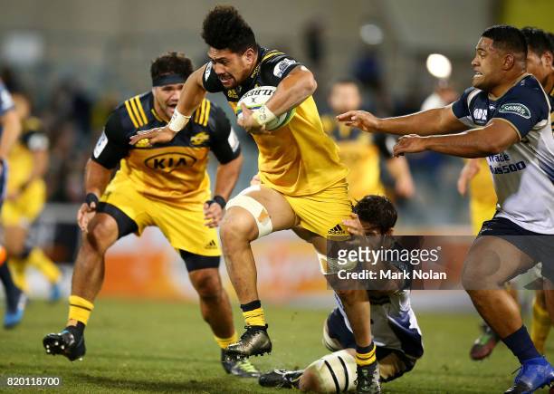 Ardie Savea of the Hurricanes runs the ball during the Super Rugby Quarter Final match between the Brumbies and the Hurricanes at Canberra Stadium on...