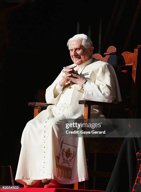 His Holiness Pope Benedict concludes his World Youth Day activities by thanking all the volunteers at The Domain on July 21, 2008 in Sydney,...