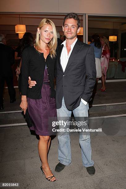 Actors Hugh Dancy and Claire Danes attend day four of the Ischia Global Film And Music Festival on July 19, 2008 in Ischia, Italy.