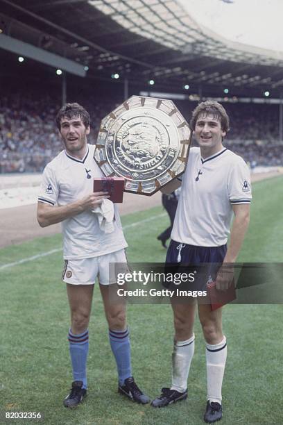 Peter Withe England Football Photos and Premium High Res Pictures ...