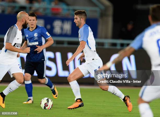 Roberto Gagliardini of FC Internazionale in action during the pre-season friendly match between FC Internazionale and FC Schalke 04 at Olympic...