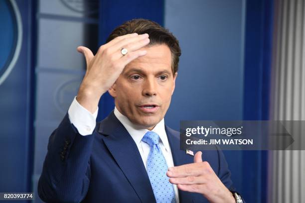 1,327 White House Communications Director Photos & High Res Pictures