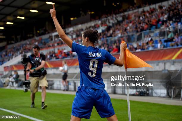 Ilaria Mauro of Italy celebrates after scoring the equalizing goal during the UEFA Women's Euro 2017 Group B match between Germany and Italy at...