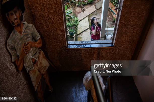 Aliciana Cabral is a 59 years old woman, who lives in the favela in the city of Juiz de Fora, around 200 km from Rio de Janeiro, Brazil. All her life...