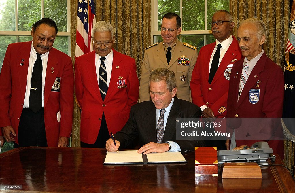 Bush Honors 60th Anniversary Of Integration Of Armed Forces