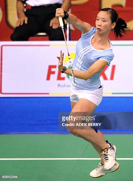 Pi Hongyan: la meilleure chance fran?aise est n?e en Chine " - Picture taken on June 21, 2008 of Pi Hongyang of France during the Indonesia badminton...