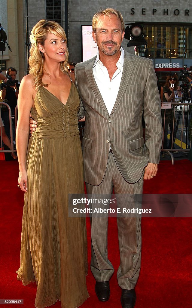 Premiere Of Touchstone Pictures' "Swing Vote" - Arrivals