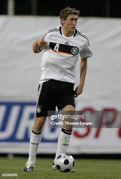 Stefan Reinartz of Germany runs with the ball during the U19 European Championship semifinal match between Germany and Czech Republic on July 23,...