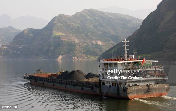 143 China Gorges Pollution Stock Photos High Res Pictures and Images 143 China Gorges Pollution Stock Photos High Res Pictures and Images