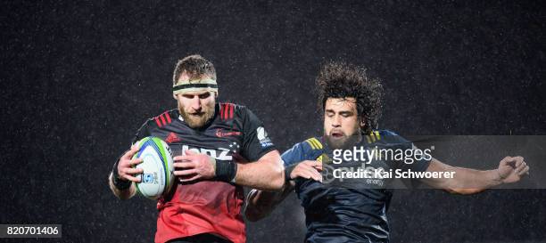 Kieran Read of the Crusaders and Jackson Hemopo of the Highlanders compete for a lineout during the Super Rugby Quarter Final match between the...