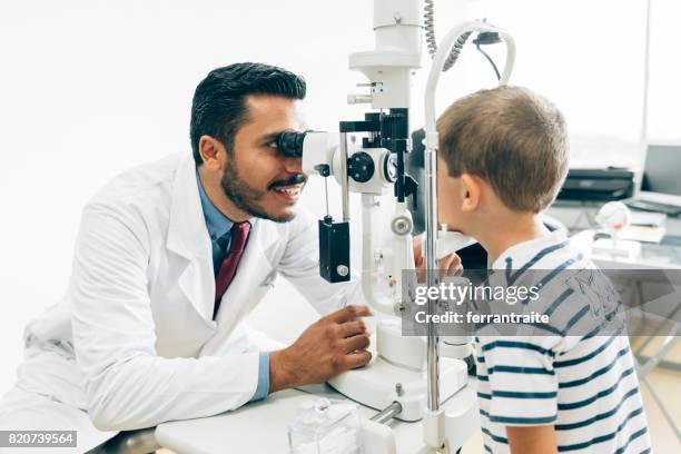 eye check up - eye scanner stock pictures, royalty-free photos & images