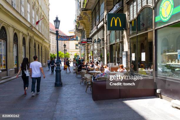 vaci street in budapest. - vaci street stock pictures, royalty-free photos & images
