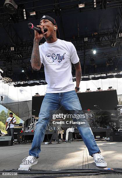 British Nerd Rapper Rapper Nerd Photos and Premium High Res Pictures - Getty Images