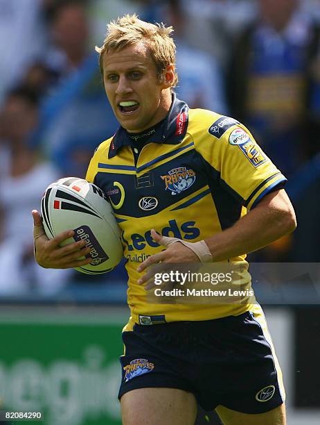 Rob Burrow of Leeds Rhinos in action during the Carnegie Challenge Cup Semi Final match between Leeds Rhinos and St.Helens at the Galpharm Stadium on...