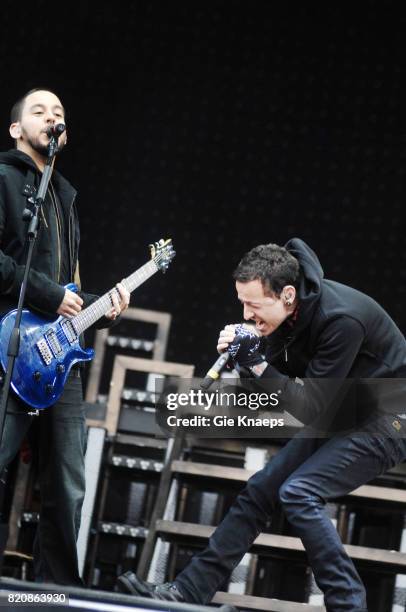 Mike Shinoda and Chester Bennington performing with American rock group Linkin Park at the Pinkpop Festival, Landgraaf, Netherlands, 27th May 2007.