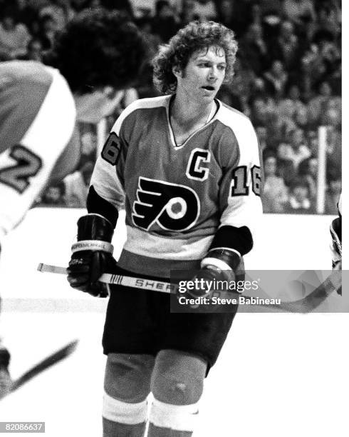 303 Bobby Clarke Ice Hockey Player Stock Photos, High-Res Pictures, and Images - Getty Images