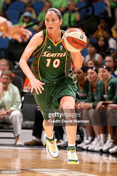 Sue Bird of the Seattle Storm brings the ball upcourt during the WNBA game against the Minnesota Lynx on July 22 , 2008 at Target Center in...