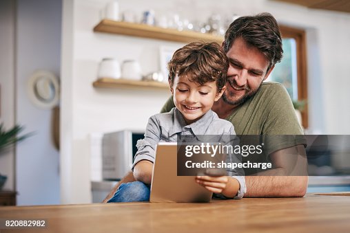 Forse non tutto il tempo sullo schermo è brutto ... Forse non tutto il tempo sullo schermo è brutto ...