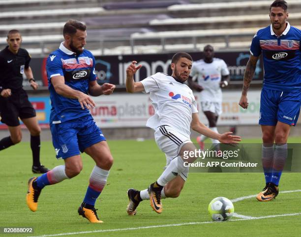 Amiens' defender Oualid El-Hajjam vies with Stoke City's Erik Pieters during a friendly football match between Amiens and Stoke City on July 22, 2017...