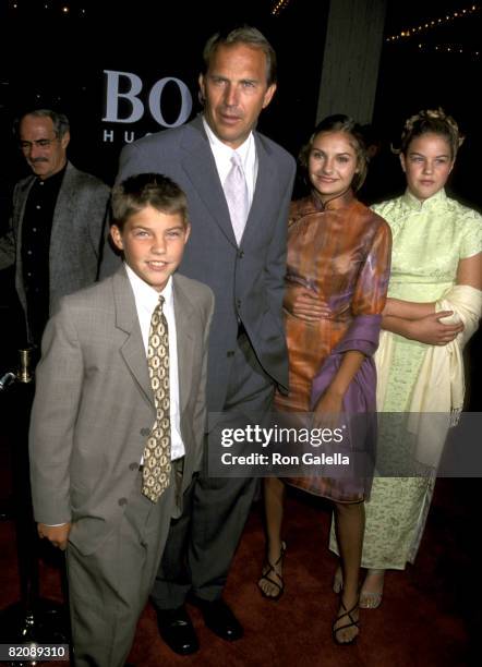 Joe Costner, Kevin Costner, Annie Costner, and Lily Costner