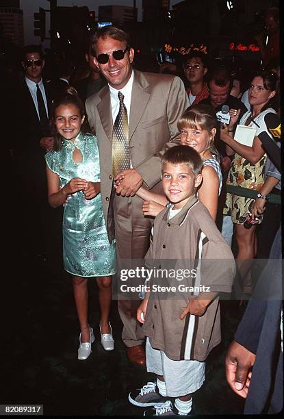 Kevin Costner & Kids Lily, Annie, & Joe