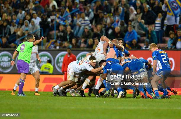 General view of the scrum during the Super Rugby Quarter final between DHL Stormers and Chiefs at DHL Newlands on July 22, 2017 in Cape Town, South...