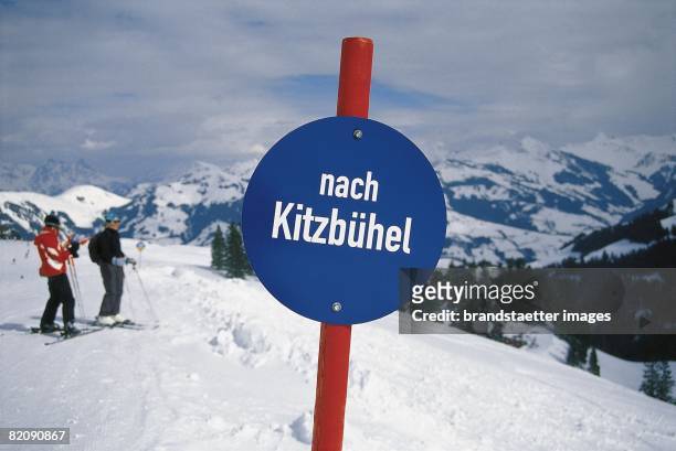 To Kitzbuehel, Signpost at the Hahnenkamm pointing in south-eastern direction, Tyrol, Austria, Photograph, Around 2000 [Nach Kitzb?hel, Wegweiser am...