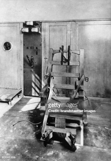 Electric chair, Photograhy, Around 1935 [Elektrischer Stuhl, Photographie, Um 1935]