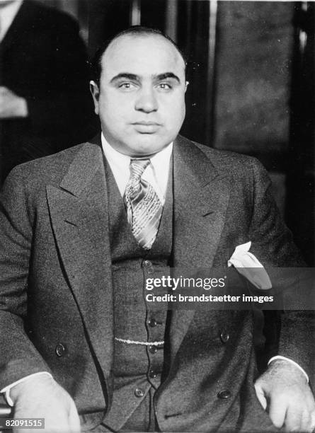 The king of gangsters Al Capone, Photograph, March 5th 1932 [Der Gangsterk?nig Al Capone, Photographie 5,1932]