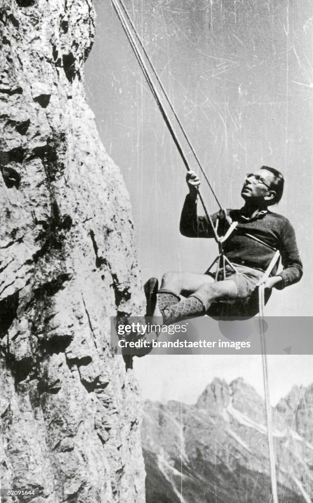 Viktor Frankl climbing in the Tribulaum mountains, Photograph, Around 1948
