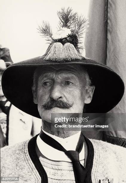 Portrait of an old Tyrolean rifleman with moustache and traditional hat, Austria, Photograph, Around 1950 [Potr?taufnahme eines alter Tiroler...