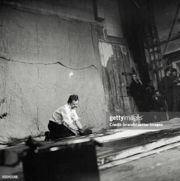 Georges Mathieu Face Vienna Fleischmarkt Photos and Premium High Res Pictures - Getty Images